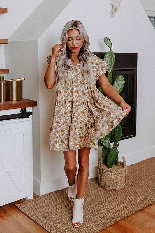 Everyday Beautiful Floral Shift Dress In Ivory