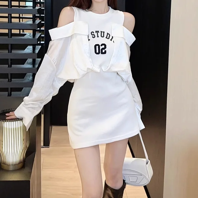 Off-The-Shoulder Paneled Fake Two-Piece Slim Dress