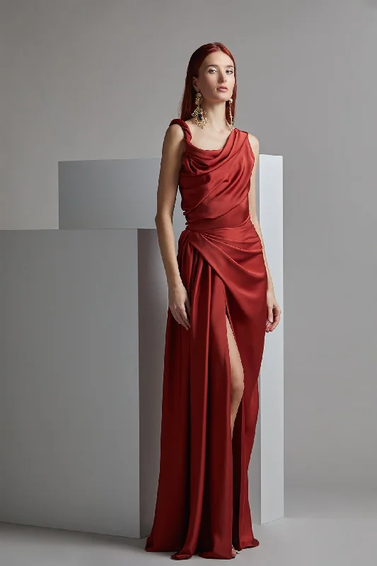 Satin dress with pleats