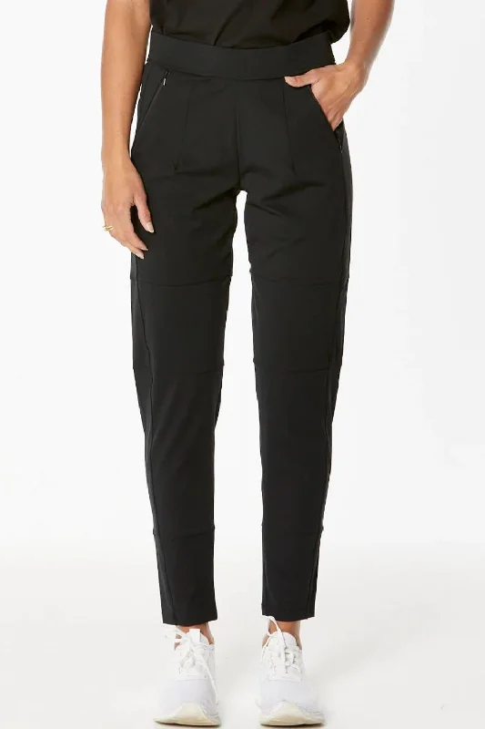 Witney Jogger | Black