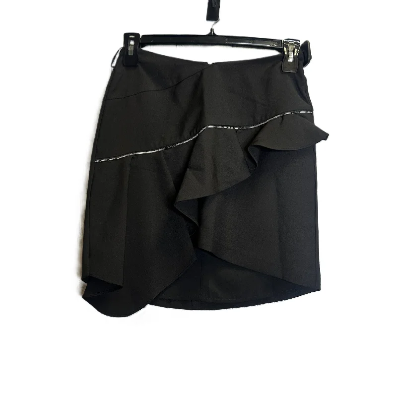 Skirt Mini & Short By Chelsea and Walker In Black, Size: 2