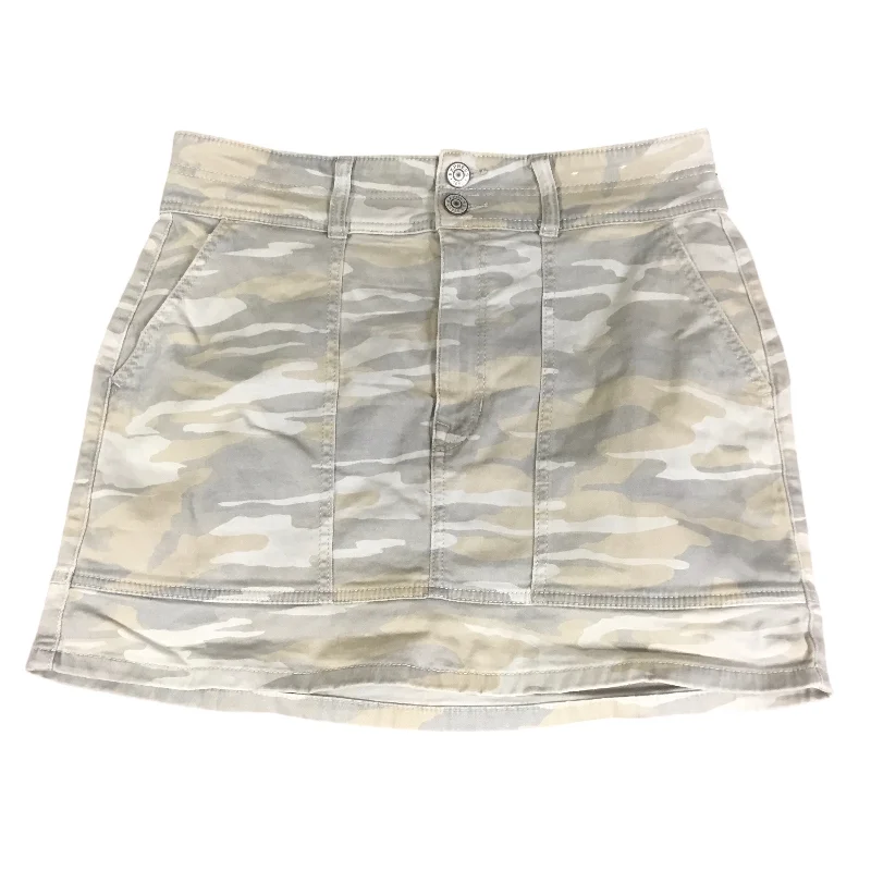 Skirt Mini & Short By Express In Camoflauge, Size: 10